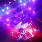 【ライブレポート】OWV、現実を忘れ楽しさだけで埋めつくパフォーマンス！ラジオブースでは即席の公開収録風の遊び心も＜J-WAVE INSPIRE TOKYO 2023＞