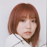 大原優乃、人生初ブリーチでピンクヘアにイメチェン！