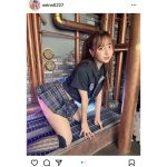 竹内星菜、超ミニのスカートから美尻＆太ももチラ見せでフェチ刺激