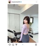 渡辺美優紀、ボディメイクされたセクシーな美尻ラインで釘付けに！