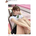 雪平莉左、あざと上目遣いも美肌裏ももが気になるショット！