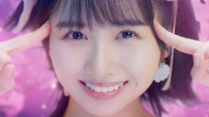 日向坂46・上村ひなのの好きなものが目白押し！新曲『Am I ready?』MVが公開スタート
