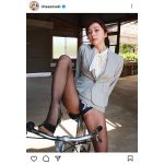 目が釘付け!緒方咲、背徳感たっぷり大胆パンチラショットでファン誘う「もうね、だめだって!」