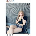 NMB48・堀詩音、大胆太もも見せショットでファン悩殺!「何枚目が好き?」