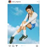 王林、ショートパンツですべすべの美脚を魅せるショットを公開！「え、かわいすぎる〜」とファン歓喜の声