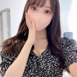 女子大生・まゆぐらむ、清楚系ワンピからのぞく谷間がエロすぎるショットを投稿!「お母様にご挨拶したい」との声