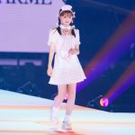 加藤ナナ、甘さ大爆発のナースコスプレ＆投げキッスで会場の目をガッツリ釘付け！＜KANSAI COLLECTION 2023 A/W＞