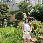 ダレノガレ明美、夏らしいショートパンツ姿でパシャリ！「写真撮る時だけ日傘とパーカー脱いでます」とコメント