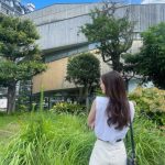 ダレノガレ明美、夏らしいショートパンツ姿でパシャリ！「写真撮る時だけ日傘とパーカー脱いでます」とコメント