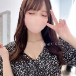 女子大生・まゆぐらむ、清楚系ワンピからのぞく谷間がエロすぎるショットを投稿!「お母様にご挨拶したい」との声