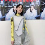 のん、衣装チェンジ！個性的な衣装を着こなしたオフショに称賛の声「さすが」「ローマの鎧を軽くしたよう」「とてもカッコいい」