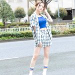桃月なしこ、Y2Kコーデで真っ白な美脚を大胆アピール「スタイル良くてめちゃ可愛いね」「So sexy」とファン歓喜