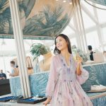 みちょぱ、ミニワンピからのぞく健康的な美脚でファンを瞬殺!「洋服の雰囲気違っても可愛いですね」ファン絶賛!