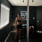 ローラ、鍛え上げられた至高のボディを披露!筋肉の女神降臨にファン歓喜の声