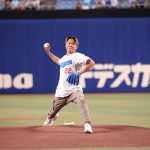 セレモニアルピッチ＆国歌独唱で観客を魅了