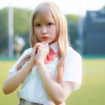 謎の金髪美少女、NEÖN_・小雨に視線が釘付け！＜真夏の制服撮影イベント『学園天国』in 駒沢球場＞