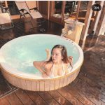 「うっふーん」踊るIカップ！天木じゅん、絶景の谷間ココにアリ！！