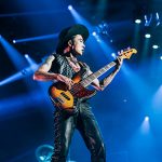 男闘呼組、武道館ラストライヴにファン大熱狂!