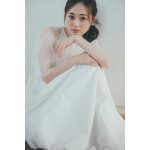 福原遥、シースルー・ドレスを着こなし「FLASH」表紙に登場