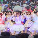 【写真特集】FRUITS ZIPPERとアイドル好き女子大生がコラボ！「TIF2023」×UNIDOLコラボステージに登場＜TOKYO IDOL FESTIVAL 2023 supported by にしたんクリニック＞