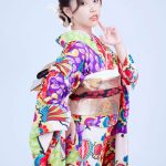 人気レースクイーン小田カノンが #振袖gram のカタログに登場