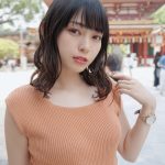 滝口ひかり、デコルテで釘付けの夏コーデにファン歓喜