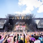ももいろクローバーZが3日目のGRASS STAGEに出演！メドレー含むセットリストで盛り上げる！＜ROCK IN JAPAN FESTIVAL 2023＞