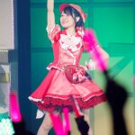 小倉唯、デビュー10周年イヤーを締めくくるアニバーサリーライブに観客熱狂