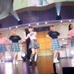 小倉唯、デビュー10周年イヤーを締めくくるアニバーサリーライブに観客熱狂