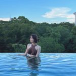 篠田麻里子、水着姿でヘルシー美ボディ全開！プライベートプールを満喫