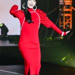 ≠ME・鈴木瞳美がランウェイデビュー！赤いタイトワンピースで美ボディ披露＜IDOL RUNWAY COLLECTION supported by TGC＞