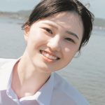 櫻坂46・的野美青、海辺の街で夏の表情をのぞかせた制服グラビア披露！現役JKアイドルが集結する「B.L.T. SUMMER CANDY 2023」発売