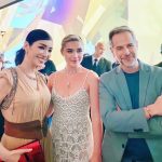 アンミカ、セクシードレスで魅了するフローレンス・ピューとの3SHOT公開