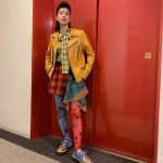 「忌野清志郎ばりのファッション！」のん、CM撮影オフショ公開