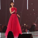 AKB48・柏木由紀、鮮やかなピンクのドレスで「マイナビ TGC 2023 A/W」にて初ランウェイ！＜第37回 マイナビ 東京ガールズコレクション 2023 AUTUMN/WINTER＞