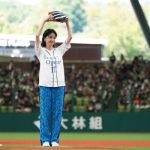【写真特集】女優・松本若菜、85点の美しすぎる華麗なピッチングフォームを披露!