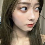 「これはどタイプ！」松川星、美メイク＆デコルテあらわの自撮りショットを投稿！