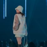 村重杏奈、ふわもこ感たまらん！ギュッと抱きしめたくなる可愛さ！＜マイナビ TGC 2023 A/W＞