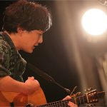 石崎ひゅーい×小山田壮平×長澤知之による弾き語りコラボライブ開催レポート