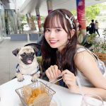 近藤沙瑛子、愛犬との絶妙ショットが話題沸騰！見つめ合う瞬間にメロメロすること間違いなし！