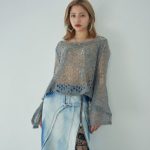 hibiki、秋のオトナの魅力を「スケスケ」セクシーニットで披露！ムンムンとした色気が止まらない！