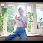 冨永愛さん出演、ZENBヌードル初のTVCM『食べよう、思いっきり。』篇公開！