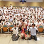 DJ KOO『小室さんとの出会いが人生を変えた』「avex class」で生徒たちに熱く語る