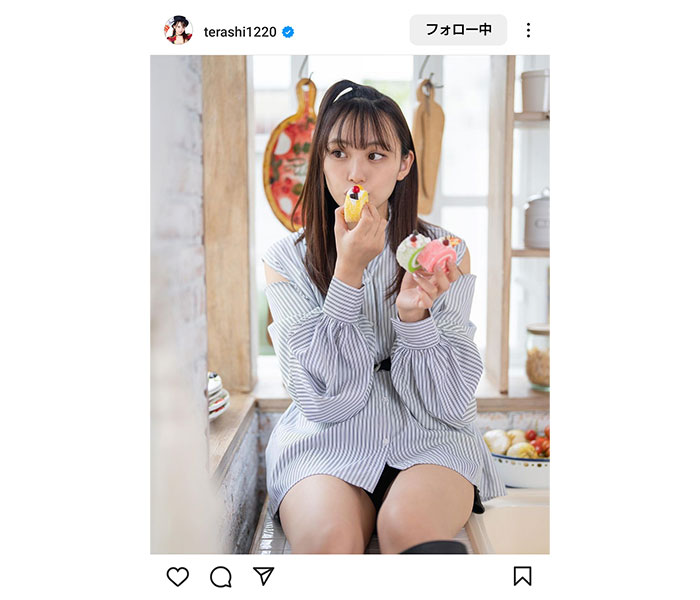 「あの暗闇はもしかして・・・」マジシャン・御寺ゆき、超ミニ丈ワンピでパンチラが気になりすぎるSHOT投稿！