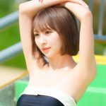 【写真特集】安藤笑(Ange☆Reve)、大人可愛い黒いオフショルワンピース水着で登場!!<近代麻雀水着祭2023>
