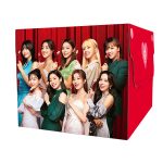 「TWICE　インタビュー」ファミリーマートクリスマスキャンペーンTWICEがアンバサダーに就任！数量限定コラボクリスマスケーキ「LOVELY TEA TIME CAKE」 予約受付開始！！