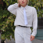 神崎湊 (みなっち)さん、全身純白コーデを披露「普段は工場で働いております。 私自身が憧れの存在になりたい」