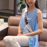 【動画】群馬代表18歳女子大生・堀越菜生がへそ出し＆白のスキニーパンツで意気込み語る！＜ミスユニバーシティ2023＞