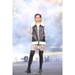 トラウデン直美、総柄のミニ丈ワンピ＆ニーハイブーツでチラ見せ〈TGC フェス 山梨 2023〉