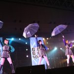 【写真特集】BEYOOOOONDS内ユニット・SeasoningS、美脚あらわなミニスカとビニール傘の粋な演出でファン大熱狂！〈GIGA・GIGA SONIC 2周年大感謝祭SPECIAL in 幕張メッセ presented by ドラゴンエッグ〉